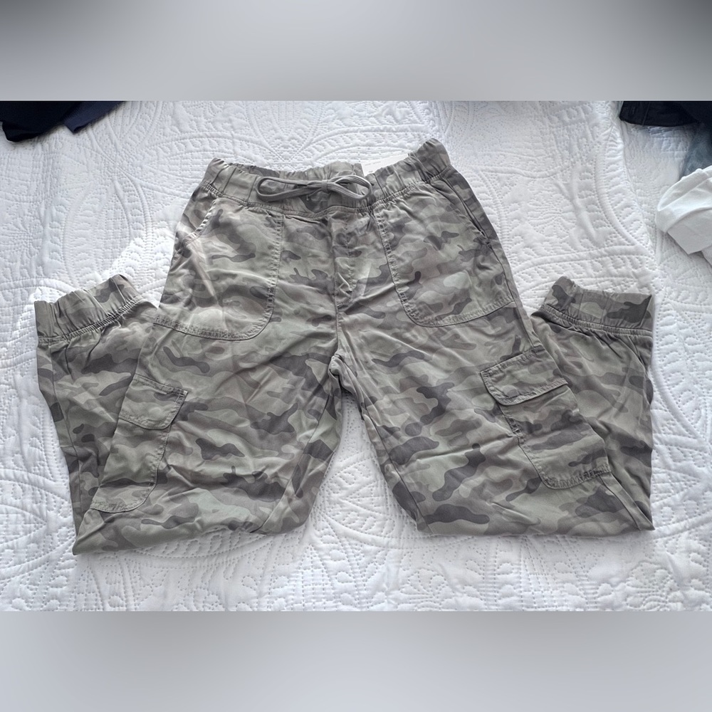 AE Camo Joggers